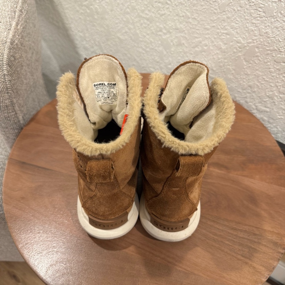 Sorel Boots EUC - Picture 5 of 5